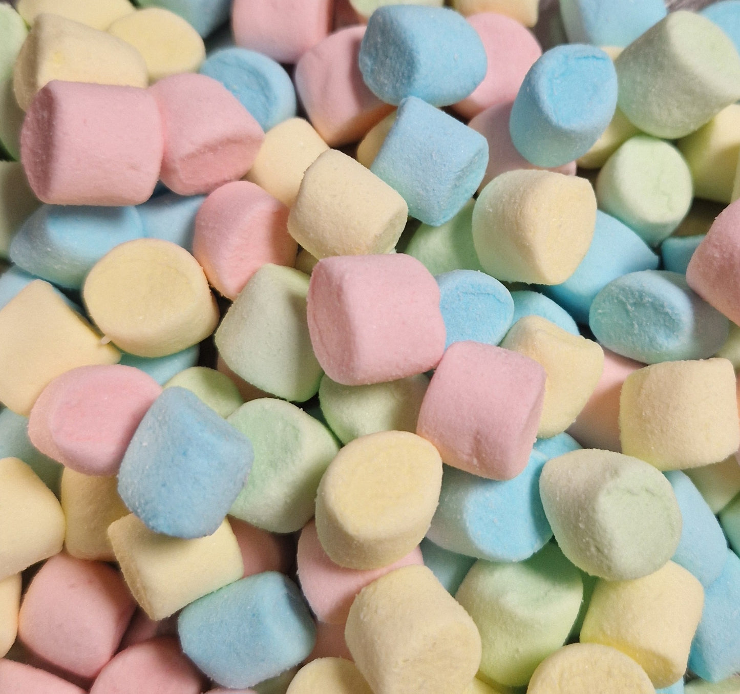 Mini Bubblegum Mallows
